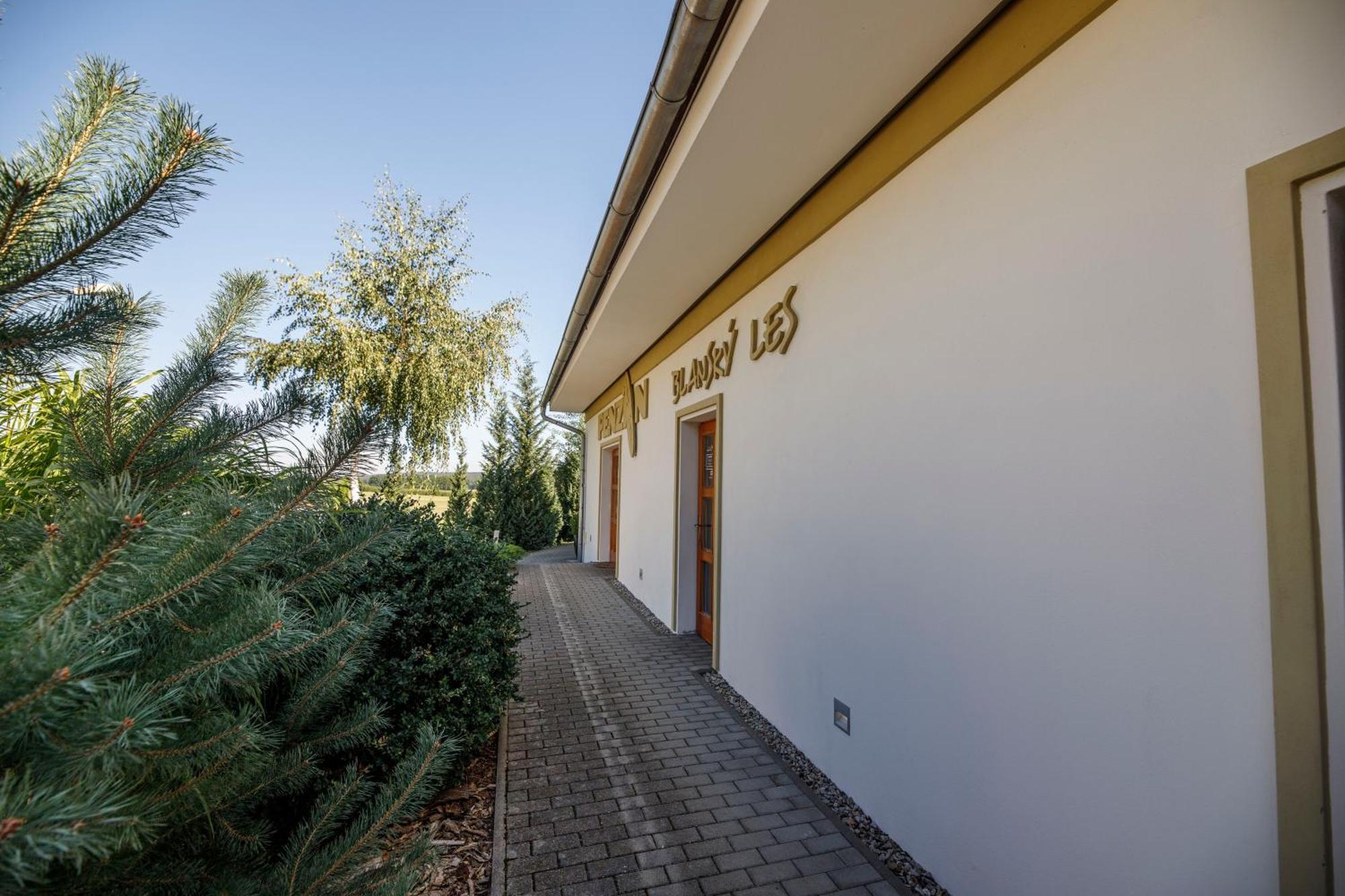 Penzion Blansky Les Dubné Exterior foto